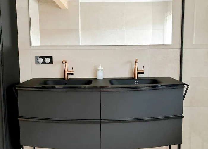 Penthouse *a La Belle étoile* * Wahlbach